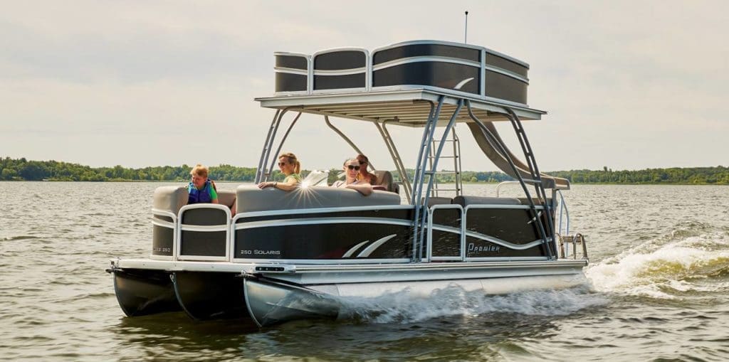 Pontoon Boat Rental in Lake Tahoe