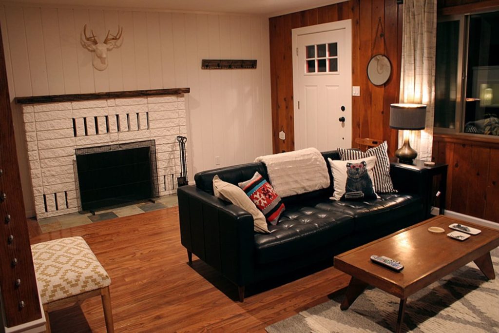 Cute decor inside of a South Lake Tahoe vacation rental