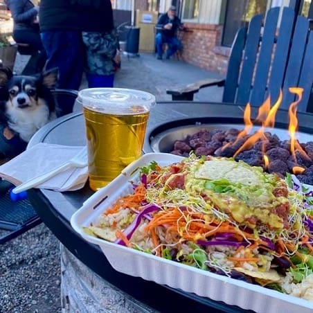 South Lake Tahoe dog-friendly restaurant